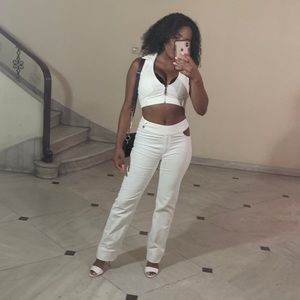 I am Gia set reserved